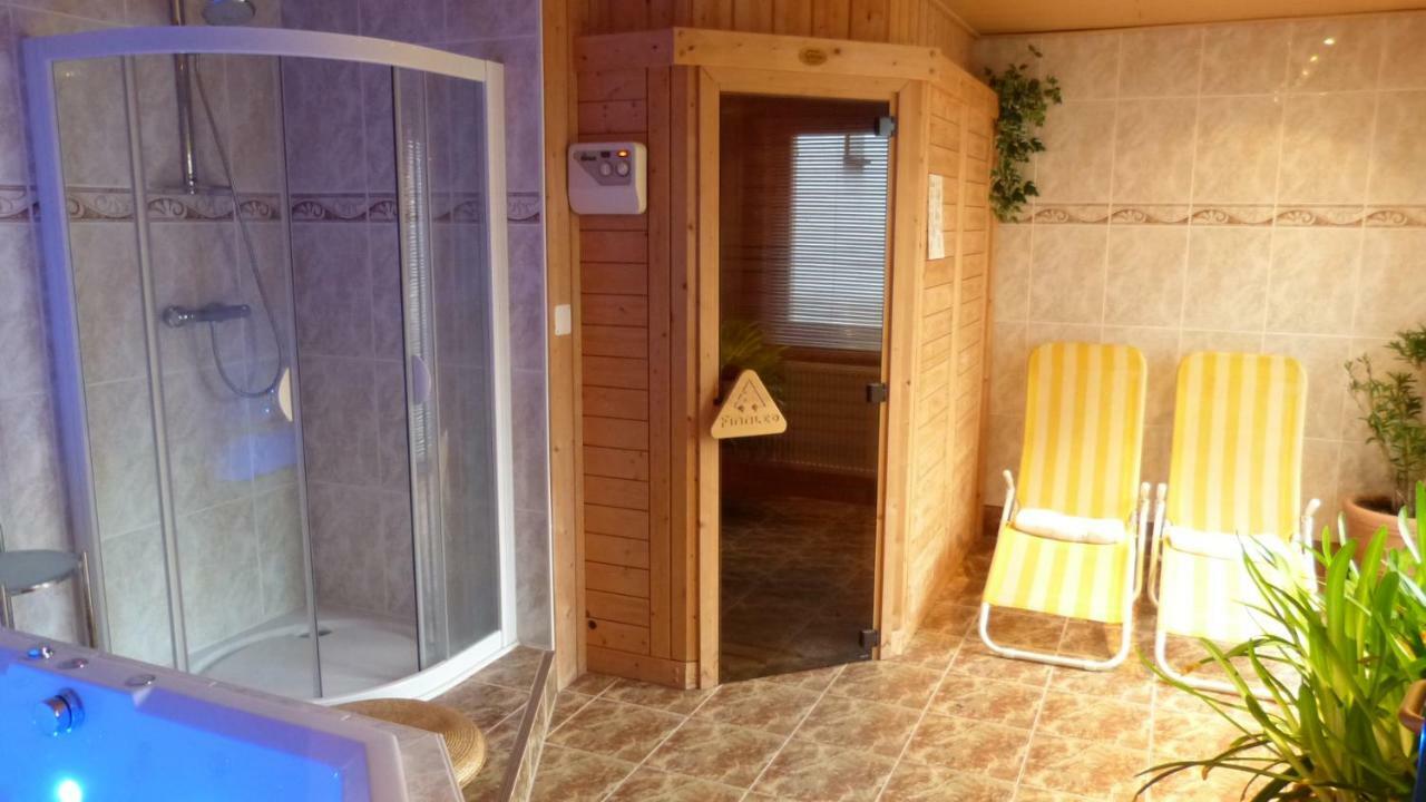 Pension Johannistal Sebnitz Buitenkant foto